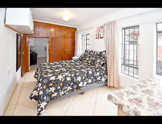 4 BEDROOM HOUSE FOR SALE IN CROSBY
